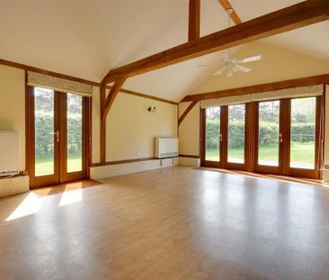 2 bedroom detached house to rent - Photo 1