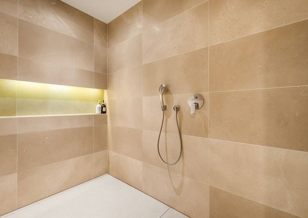 4 bedroom luxury Villa for rent in El Paraíso, Andalusia