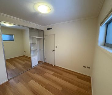 PERFECT LOCATION!!! - Photo 4