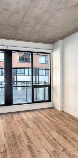 2 chambres - 650 Rue Wellington, Montréal - Photo 1
