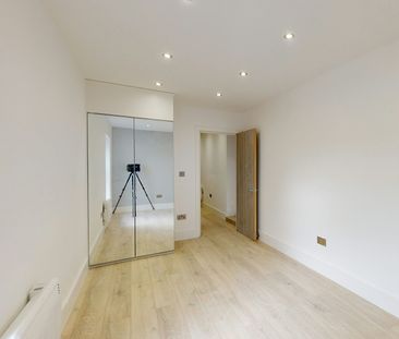 Flat to rent on - Photo 5