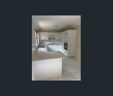 Well-Positioned Townhouse in Popular area - Photo 5