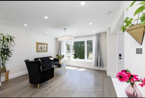 For Lease - 38 Child Dr Drive Unit# Main Floor, Aurora, Ontario - Photo 1