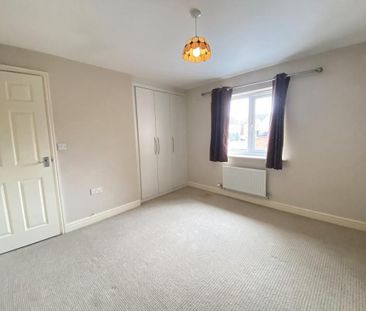 4 bedroom detached house to rent - Photo 3