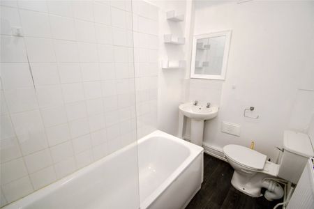 Alexandra Road, CH43 4XX, Prenton - Photo 3