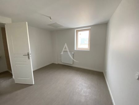 Location Appartement 2 pièces 38m² BAUGE EN ANJOU 49150 - Photo 4