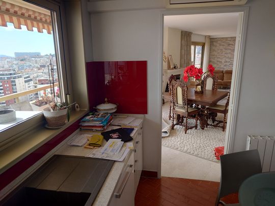 Appartement 3 pièces 87m2 MARSEILLE 8EME 1 900 euros - Photo 1