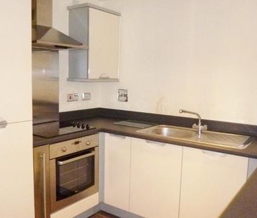 2 bedroom flat to rent - Photo 6