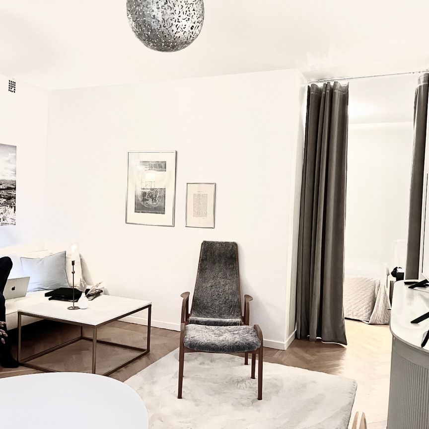 Mysig 1,5:a på Östermalms pärla Grevgatan - Photo 1
