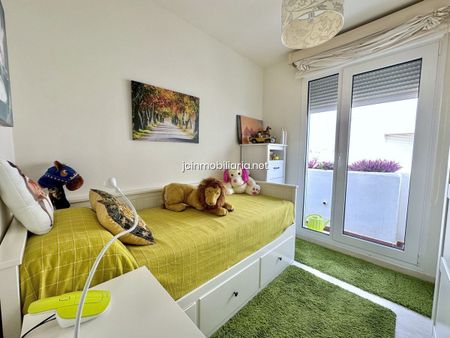 Apartamento en Estepona, Estepona, alquiler - Photo 5