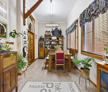 Tranquil Living In MacDonald Park! - Photo 5