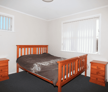 Beautiful 3 bedroom home - Photo 3