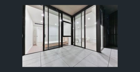 Furnished Modern 2 Bedroom Apartment - Photo 2