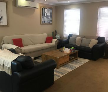 Westminster - Photo 1