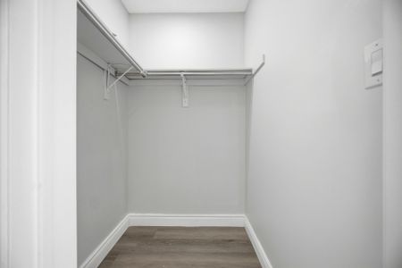 For Lease - 5610 Freshwater Drive, Mississauga, Ontario - Photo 5