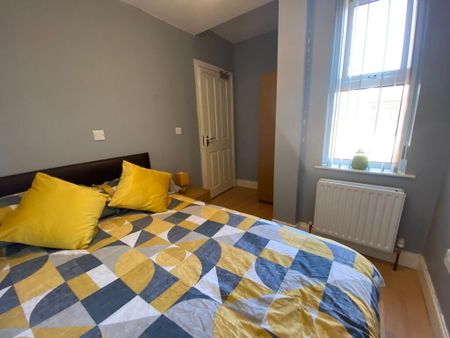 Wolseley Street, WIFI Included, Belfast, BT7 1LG - Photo 2