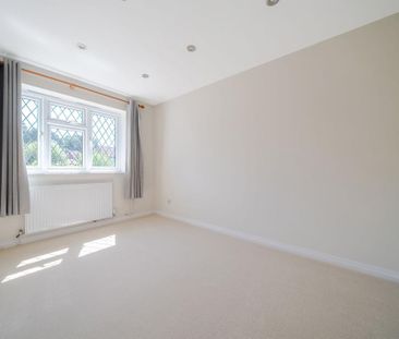 4 bedroom house to rent - Photo 3