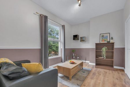 1 bedroom flat to rent - Photo 4