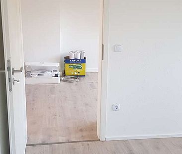 Neuwertige Dachgeschosswohnung in ruhiger aber dennoch zentraler Lage in Aachen - Photo 2