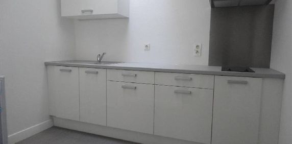 Location Appartement 1 pièce 29m² CHERBOURG-EN-COTENTIN 50100 - Photo 2