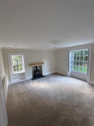 4 bedroom semi-detached house to rent - Photo 1