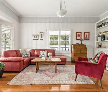 Spacious Family Retreat - Photo 3