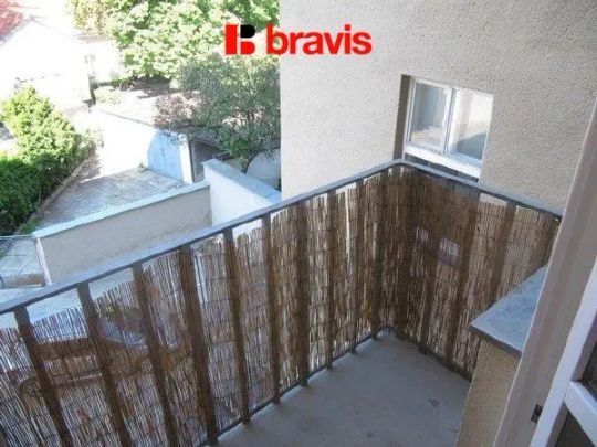 Pronájem zařízeného bytu 2+kk, Brno - Černá Pole ul. Kunzova, parkovací stání, balkon - Photo 1