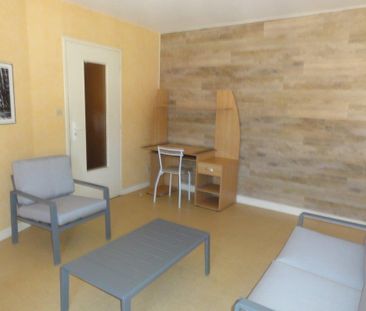 Location Appartement 2 pièces 39m² LE CREUSOT 71200 - Photo 1