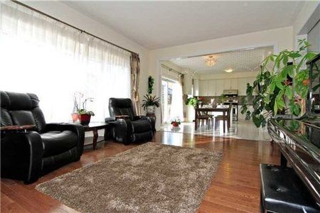 For Lease - 81 Serano Crescent, Richmond Hill, Ontario - Photo 2