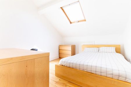 8 bedroom terraced house to rent - Photo 5