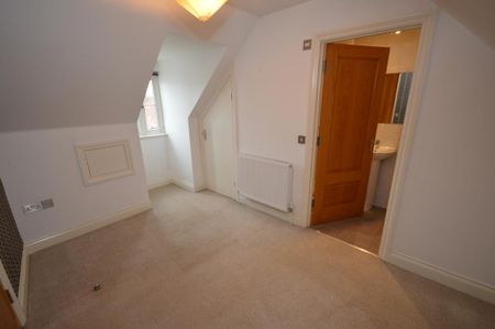 3 bedroom terraced house to rent - Photo 5