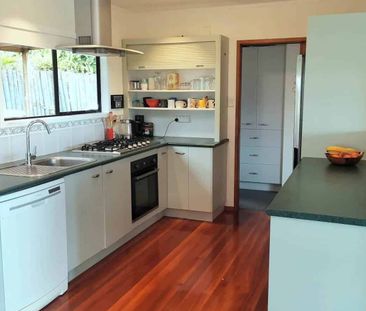 Wow Factor in Kamo West - Photo 5
