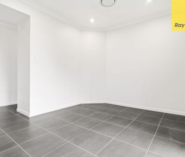 Modern Four Bedroom Single Level Home - Photo 2