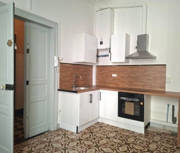 Location Appartement 1 pièce 22m² NIMES 30000 - Photo 4