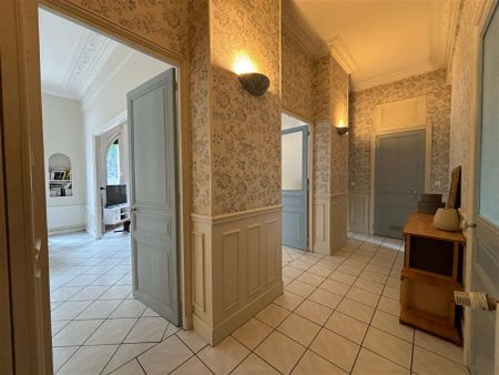 Location appartement 5 pièces - 100m² à Sens (89100) - Photo 4