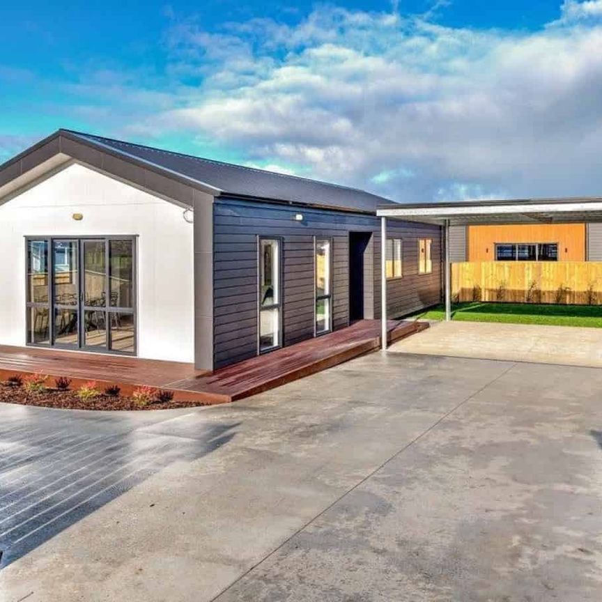 Brand new Springvale home - Photo 1