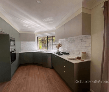 The Perfect Blend of Modern Design and Easy Living - Photo 6