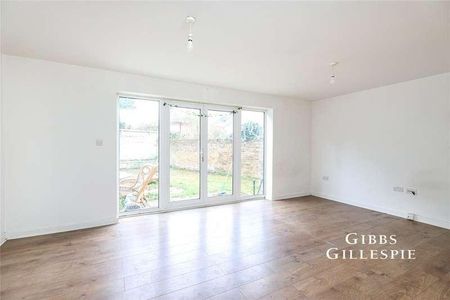 Uxbridge Road, Slough, SL1 - Photo 3