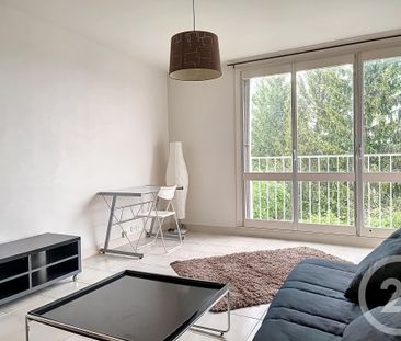 Location Appartement 1 pièce 44m² ST JULIEN LES VILLAS 10800 - Photo 3