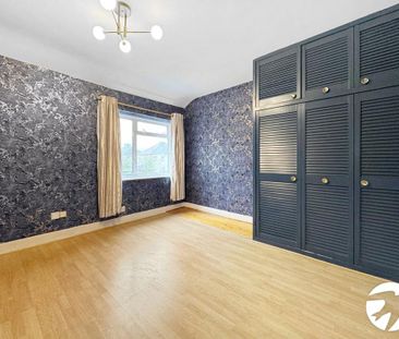 4 bedroom semi-detached house to rent - Photo 6