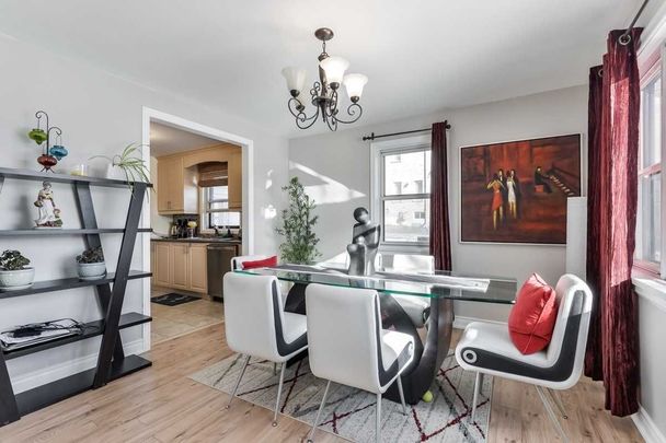 For Lease - 995 Gorham Street, Newmarket, Ontario - Photo 1