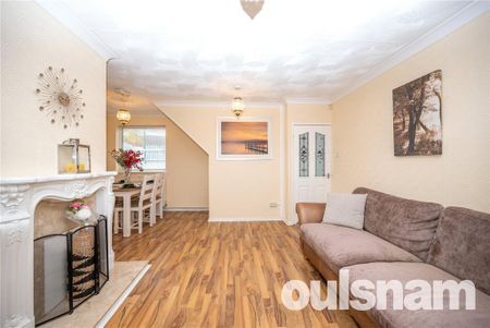 3 bedroom semi-detached house to rent - Photo 2