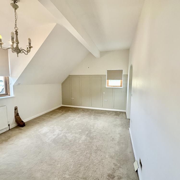 Available 3 Bed Not Specified - Photo 1