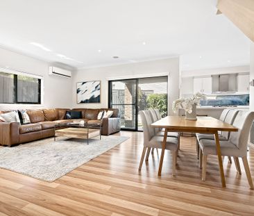 2/29 Ireland Street, Burwood VIC 3125 - Townhouse For Rent | Domain - Photo 2