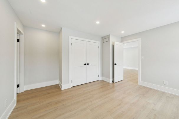 For Lease - 260 Hillside Drive, Mississauga, Ontario - Photo 1