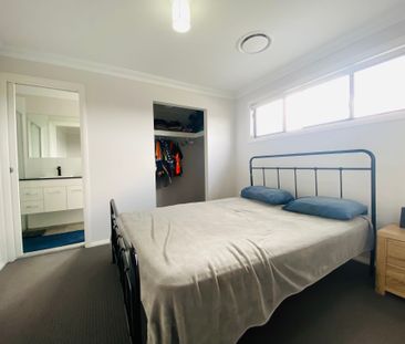 Beautiful Family Home - Photo 3