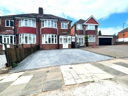 3 bedroom semi-detached house to rent - Photo 5