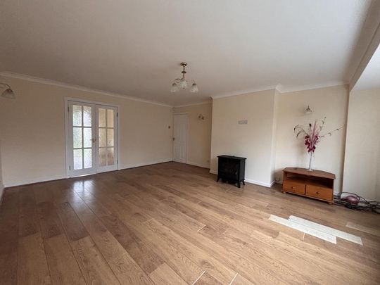 4 bedroom house to rent - Photo 1