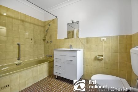 Large Family Home in Ideal Location - Photo 3