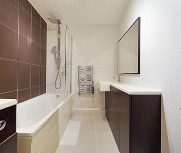 2 bedroom apartment to rent - Photo 6